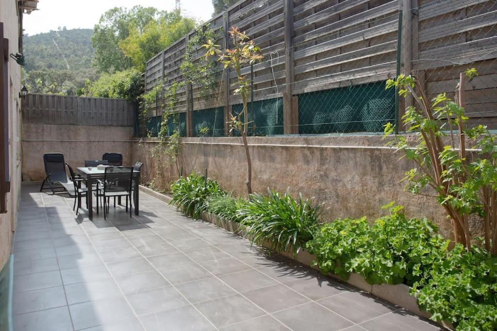 Appartement En Rez De Jardin Et Terrasse Ds Villa Hyères Zewnętrze zdjęcie
